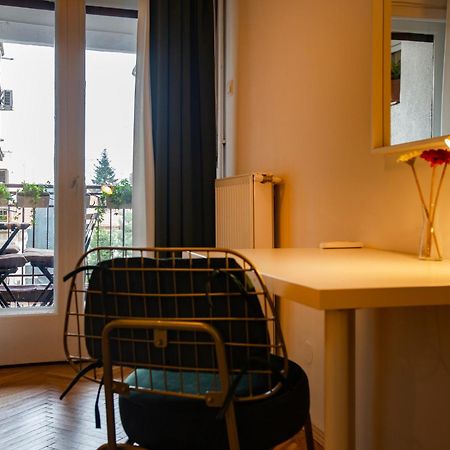 Ultracentral Hong Kong 3 Bdrm Apartment Bucureşti Exterior foto