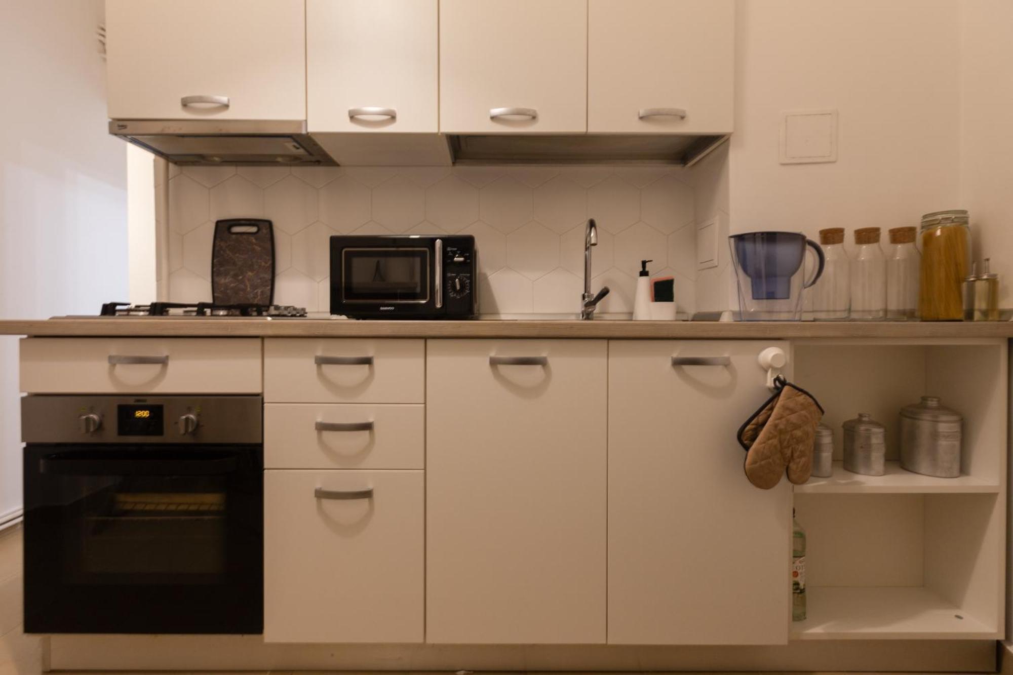 Ultracentral Hong Kong 3 Bdrm Apartment Bucureşti Exterior foto