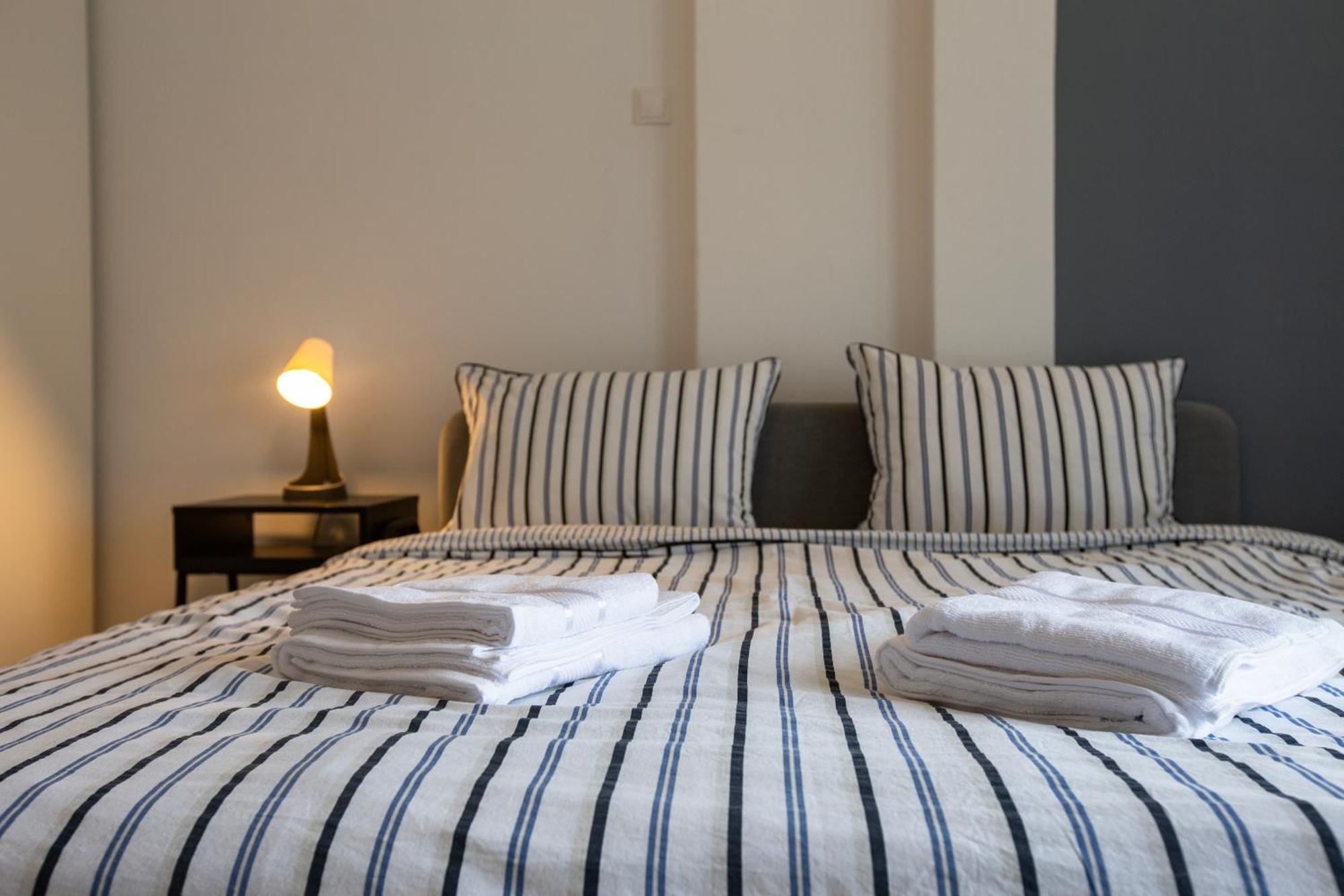 Ultracentral Hong Kong 3 Bdrm Apartment Bucureşti Exterior foto