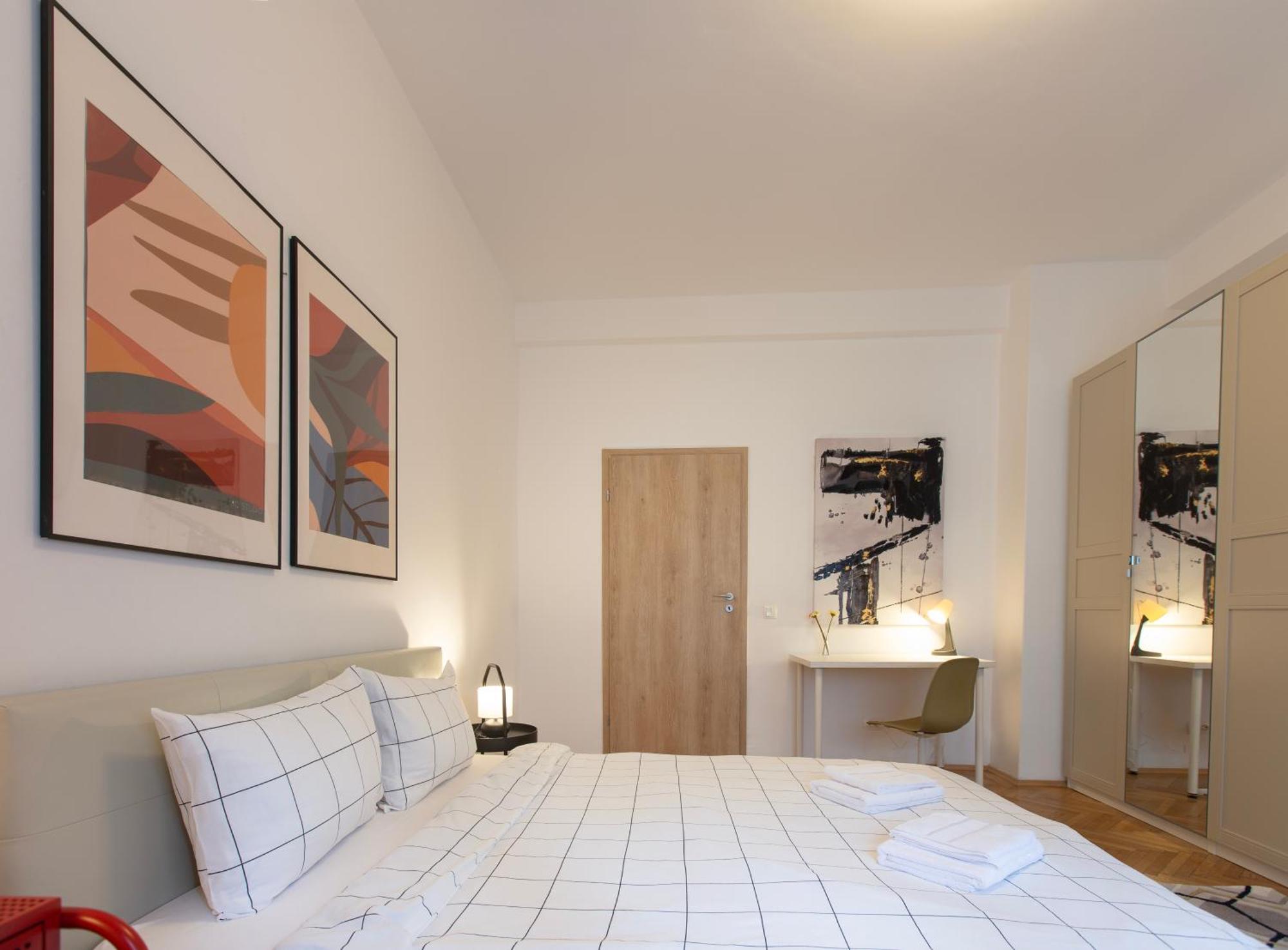 Ultracentral Hong Kong 3 Bdrm Apartment Bucureşti Exterior foto